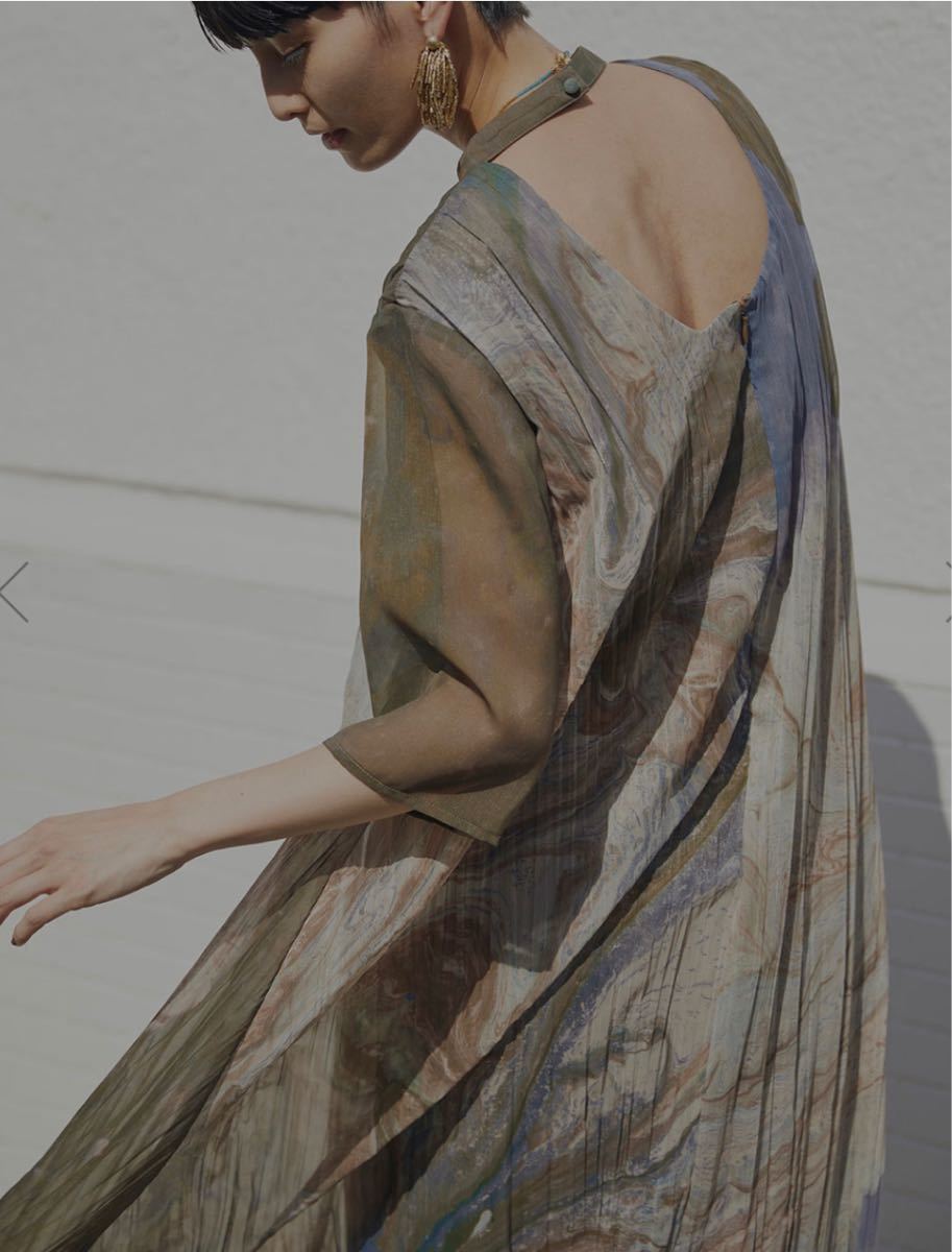 【新品未使用】AMERI MEDI ERIN WRINKLE DRESS