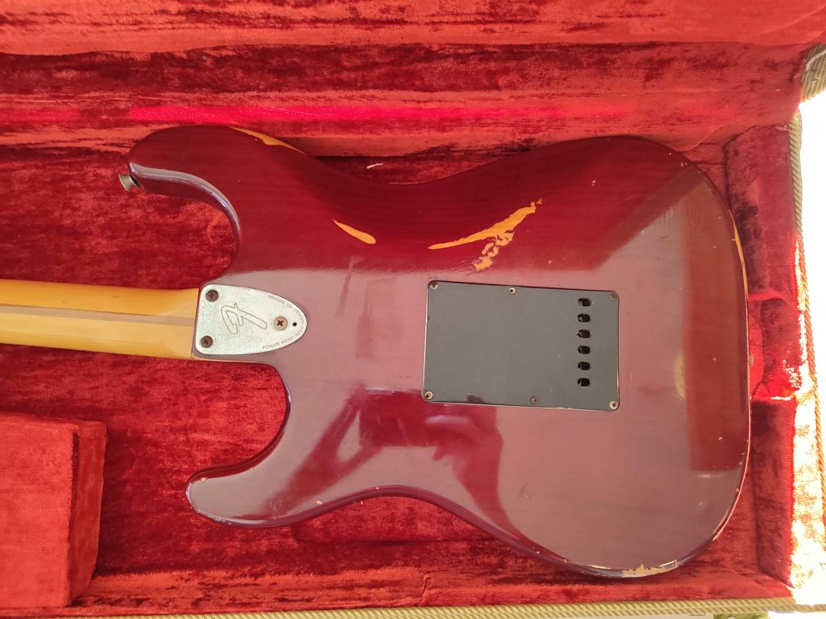 Fender USA 1979年製 ストラトキャスター 楽器&ハードケース 色ワイン 