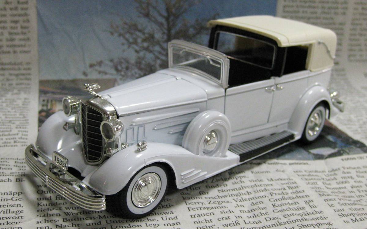 ☆レア☆Signature Models*1/32*1933 Cadillac Town Car ホワイト≠フランクリンミント