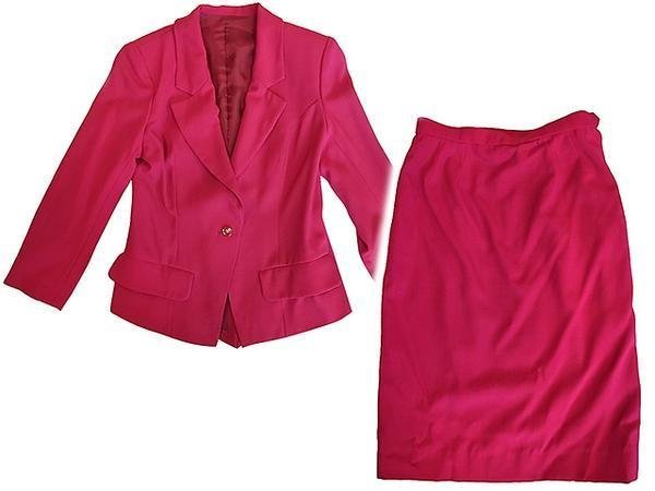 【楽天カード分割】 スーツ 　上下set :: 　◆ No.A035 （新品） 　ピンク 　椿色系 　オーダー品 スカート≫ ジャケット＆ひざ下丈 長袖 ≪ 　長袖 ひざ丈スカート