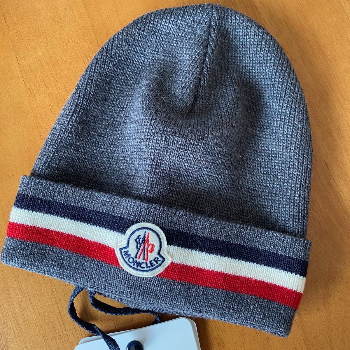 MONCLER モンクレール ロゴ ボンボン ニット帽 グレー 高質で安価