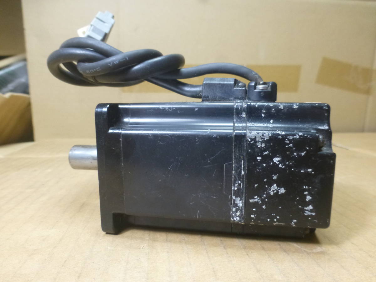 YASKAWA AC SERVO MOTOR SGMAH-02AAA21(管理番号い4)_画像4