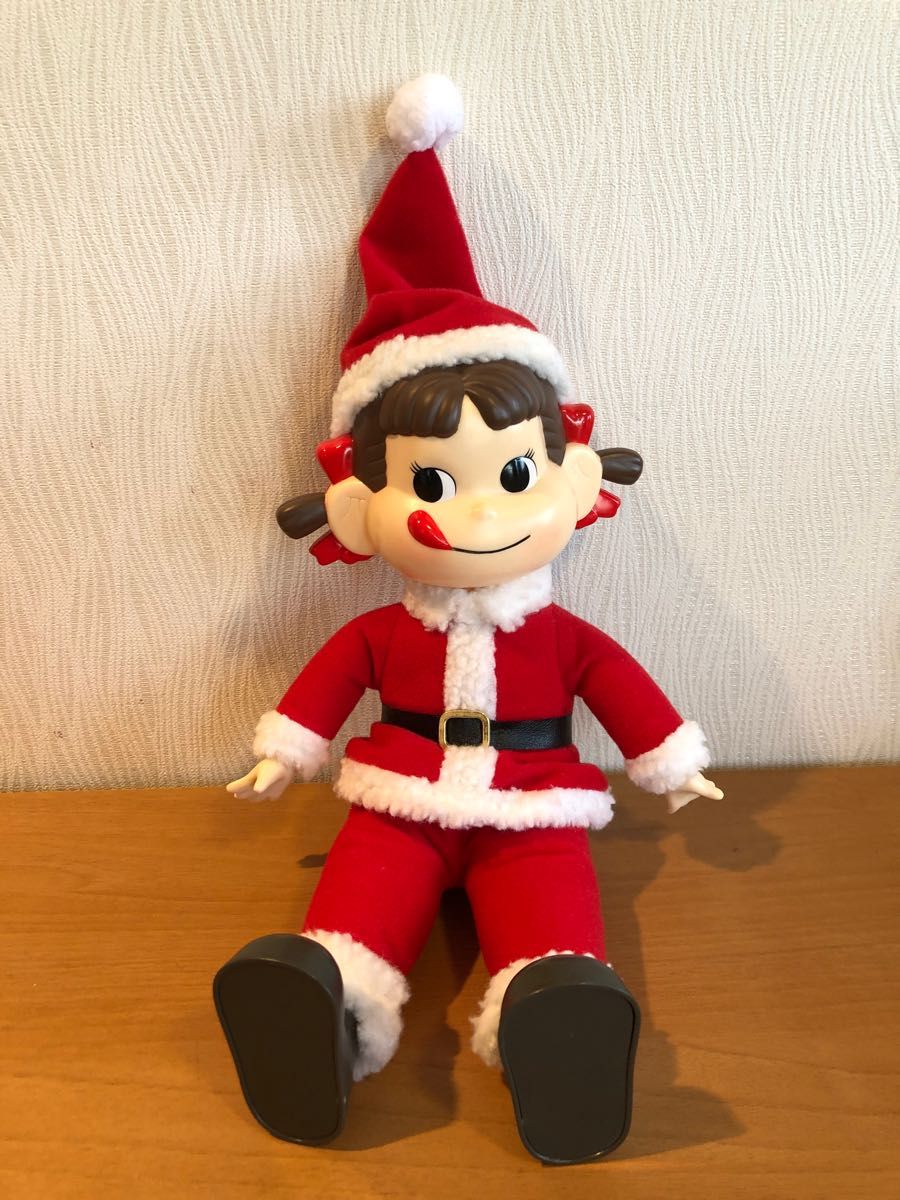 「おすわりペコちゃん　おでかけ衣装ペコ」(未使用品) + クリスマスペコちゃん(美品中古)