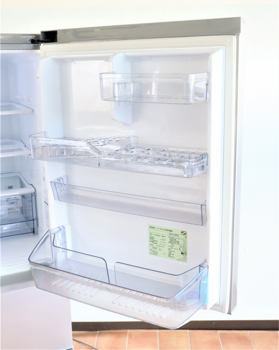 超安い】 未使用 AQR-SV27M 未使用 アクア 自動製氷付 3ドア冷凍冷蔵庫 アクア AQR-27M(W) 22年 3ドア冷凍冷蔵庫 ホワイト  アクア