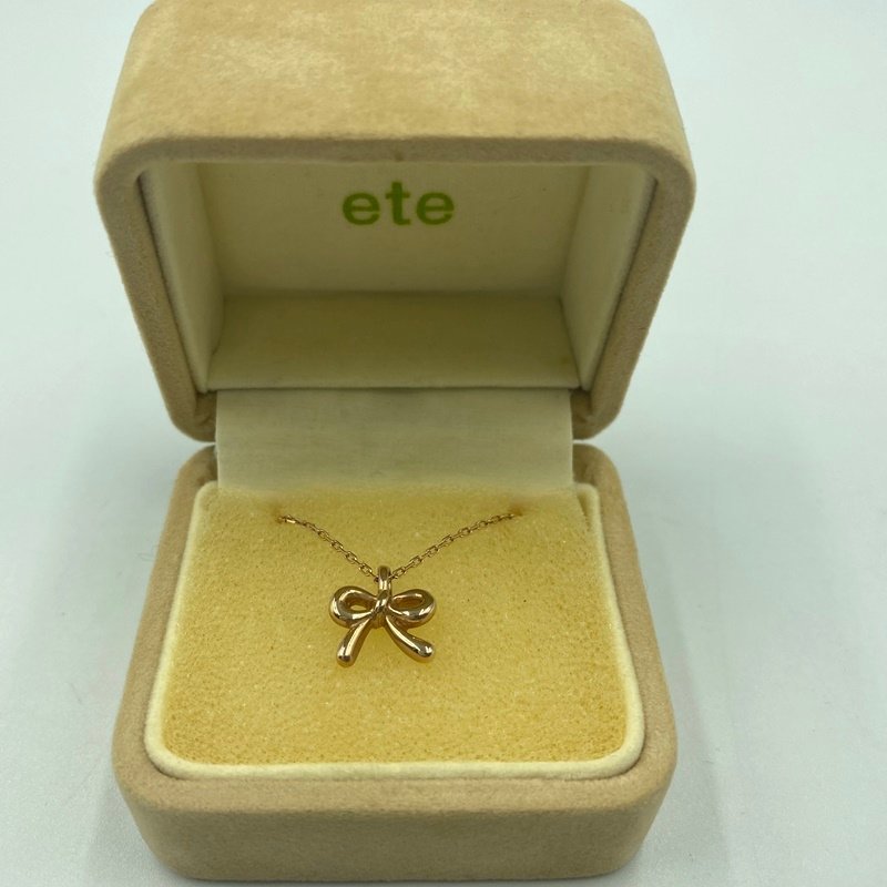 【中古】ete K10 ネックレス ＜アクセサリー＞ 約2.5g エテ ペンダント ブランド ピンク ゴールド リボン_画像1