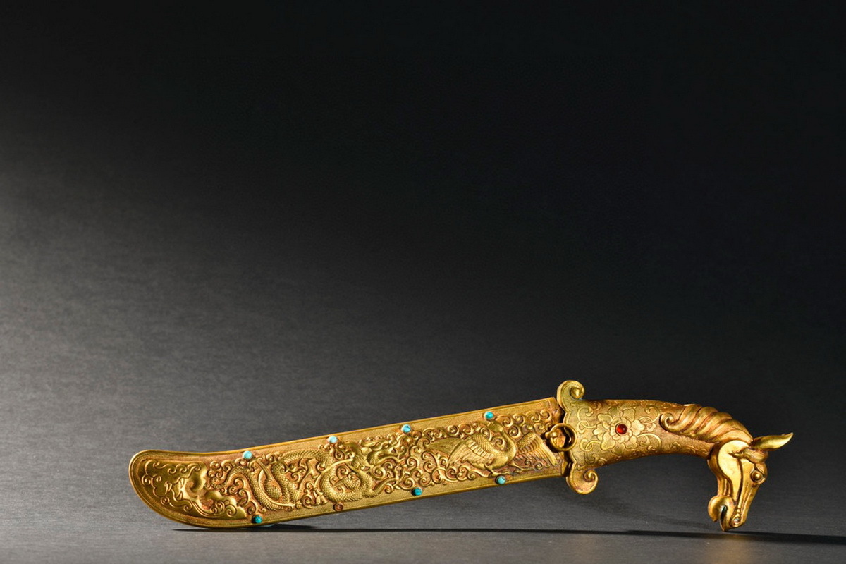 ◆明神◆極上珍品・中国・清時代・古銅金・塗金嵌め宝石匕首・金水厚重・置物・中国古美術・古董品