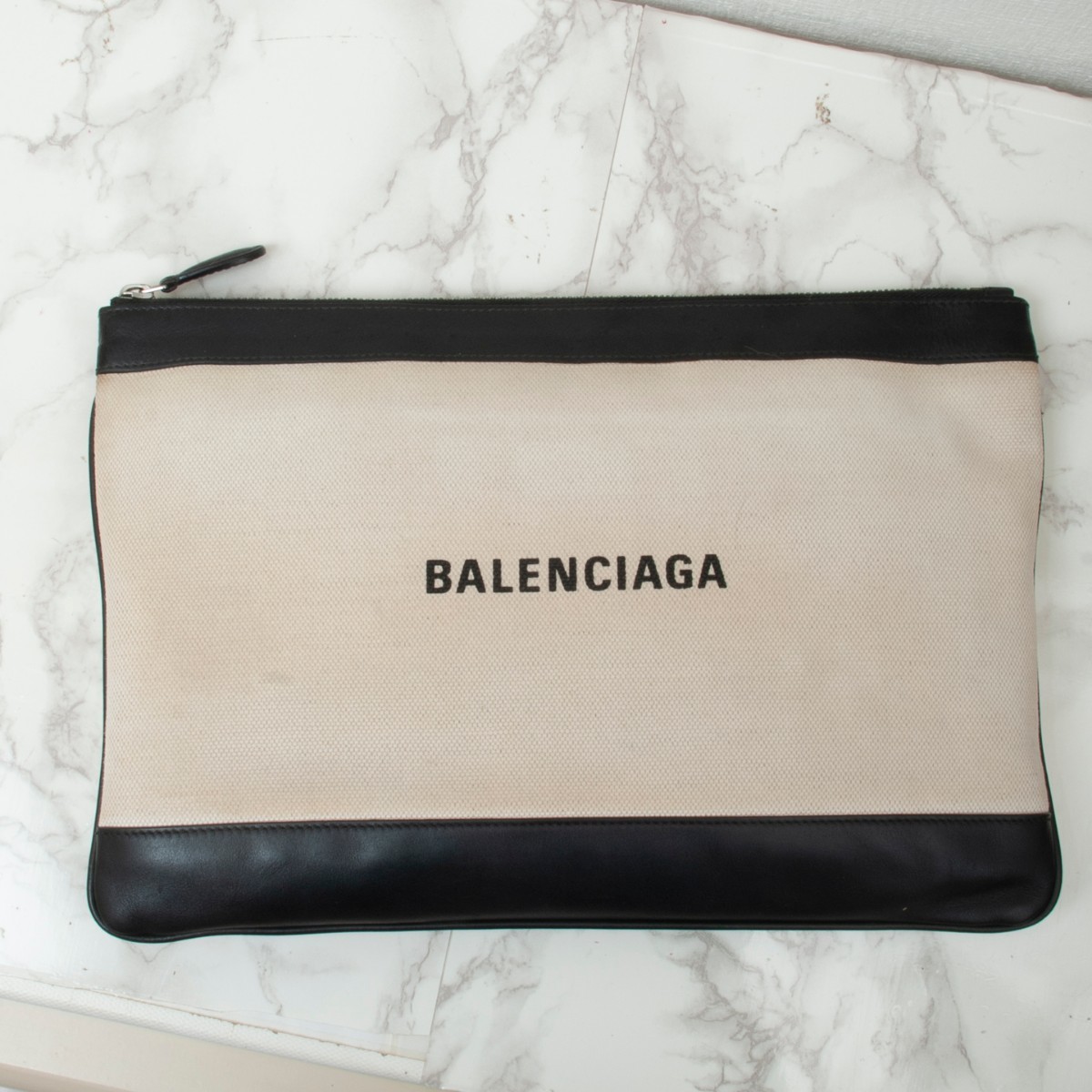 【美品】BALENCIAGA(バレンシアガ) ネイビークリップM キャンバス×レザー クラッチバッグ メンズ レディース ボワイト