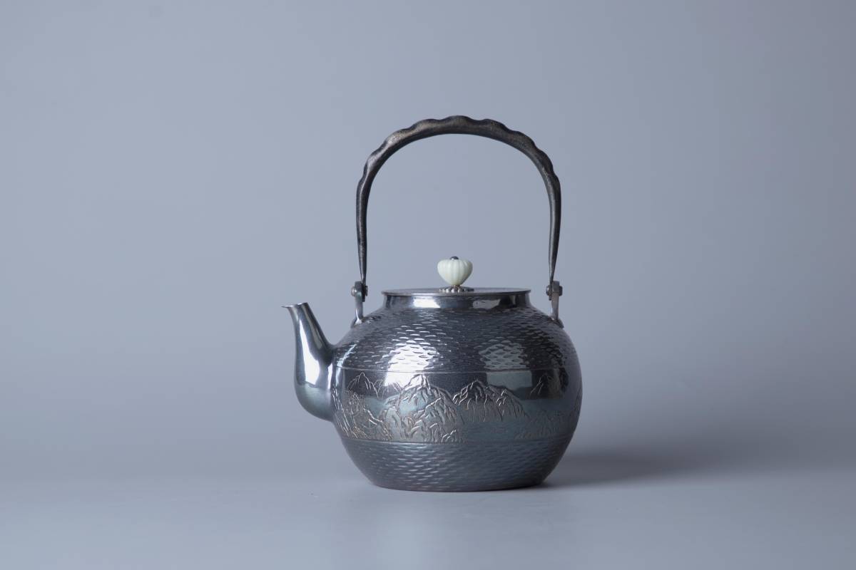 純銀保証 蔵六造 山水図彫 豆莢手 湯沸 銀瓶 時代物 古美術品 煎茶道具
