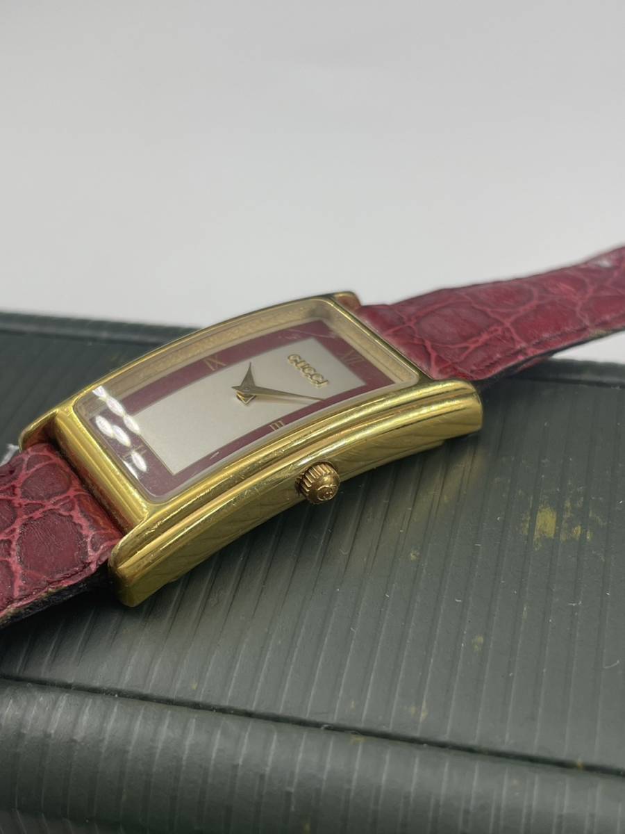 GUCCI グッチ レクタンギュラー 2006M レディース腕時計 クォーツ 商品