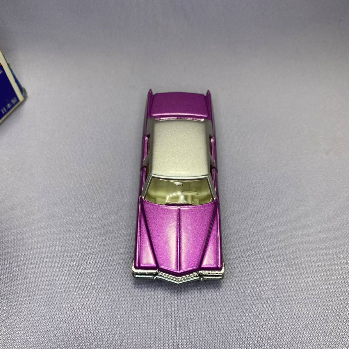 トミカ 青箱 日本製 キャデラック フリートウッド ブローアム 紫 トミカ 青箱 日本製 キャデラック フリートウッド ブローアム 紫