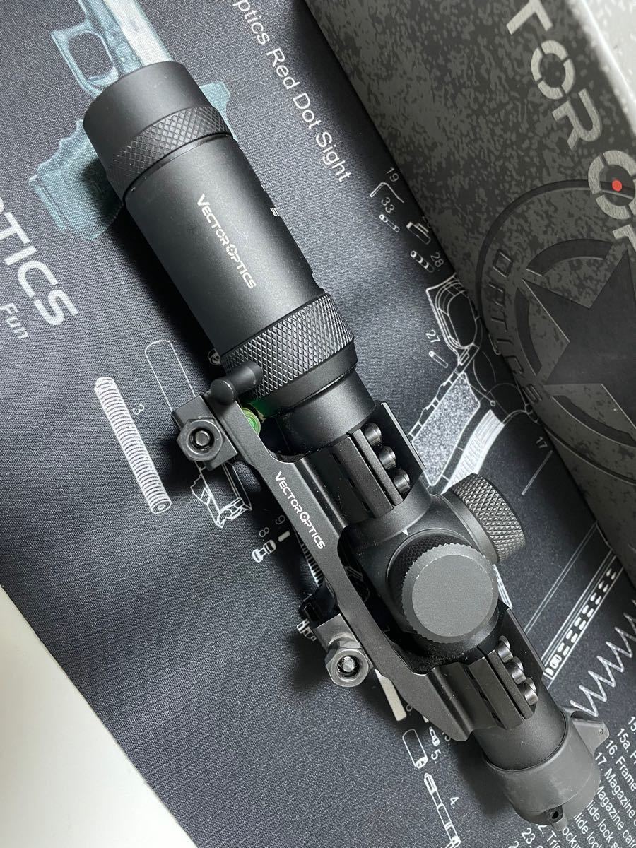 VectorOptics FORESTER Jr ハイマウント付き スコープ VectorOptics FORESTER Jr ハイマウント付き スコープ
