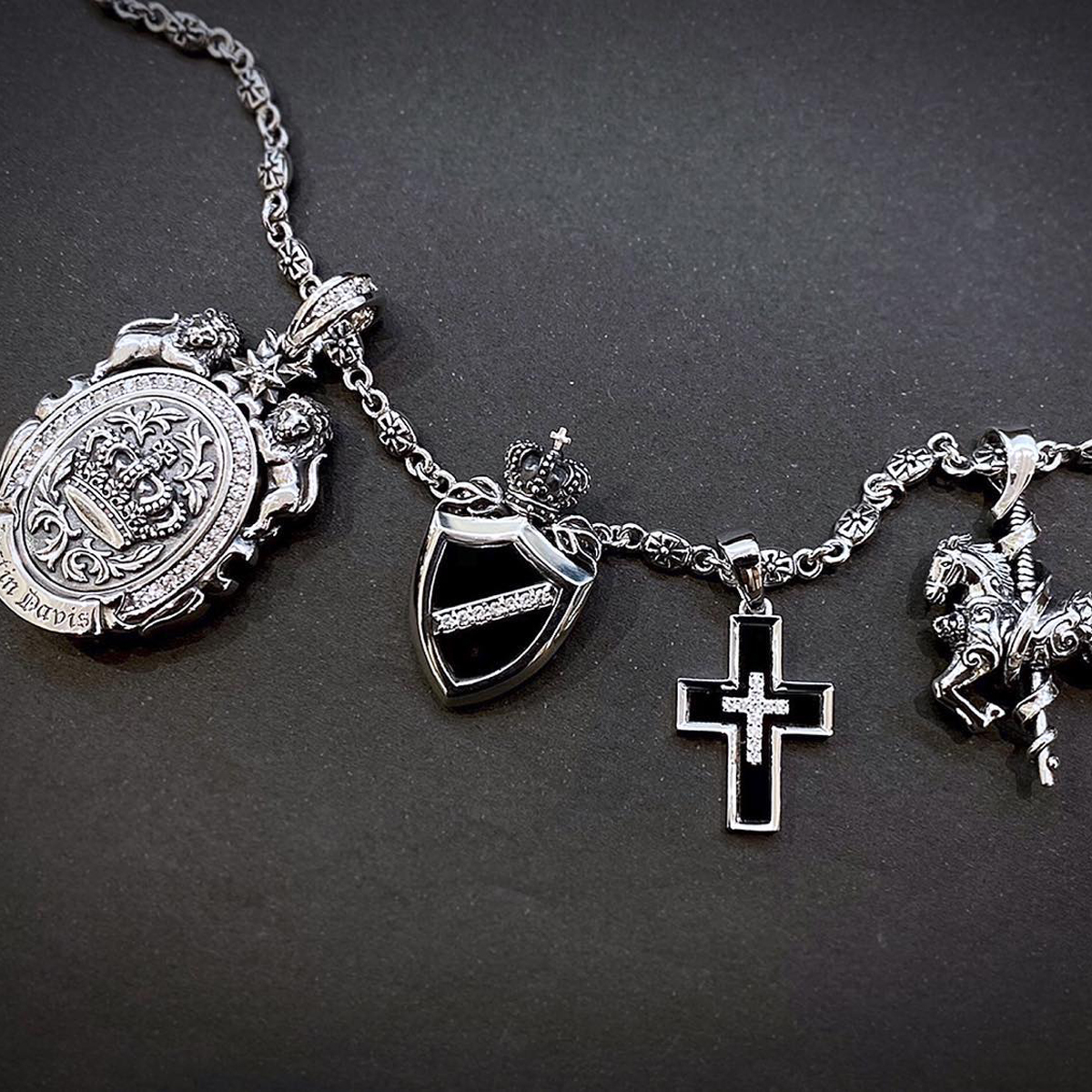 定価5 9万 GLAY JIRO着Justin Davis(ジャスティンデイビス 定価5 9万 GLAY JIRO着Justin Davis(ジャスティンデイビス
