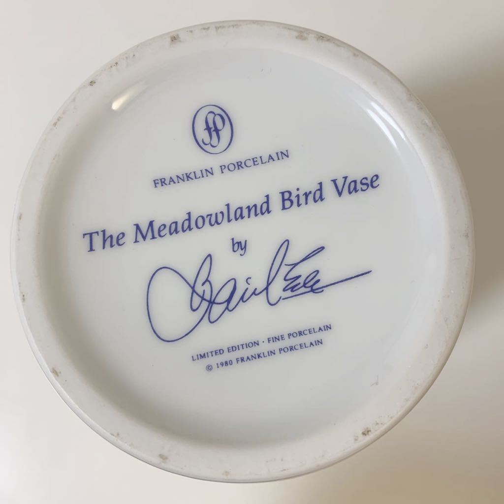  ограниченный товар FRANKLIN PORCELAIN Frank Lynn фарфор The Meadowland Bird Vase Bay ji Louis -do ваза птица украшение интерьер 1980