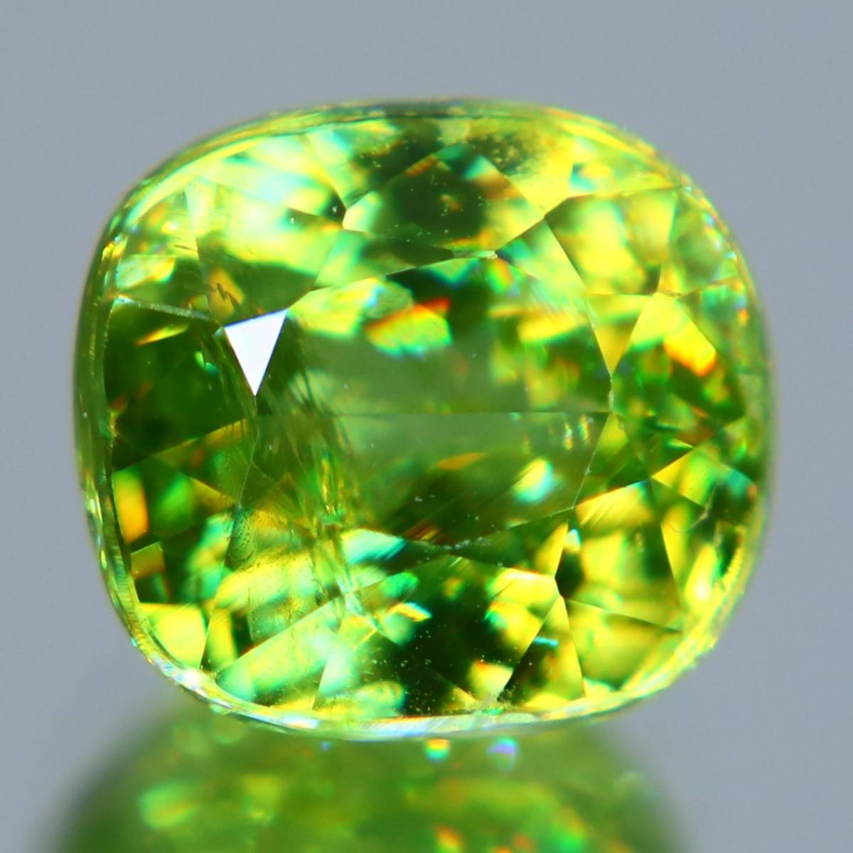 天然スフェーン 2.55ct【A537】 - ruizvillandiego.com