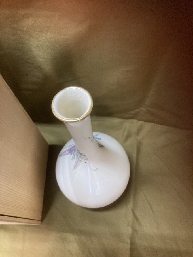 花入 薩摩焼 白薩摩 錦手藤花文下蕪型花入 十四 花入 薩摩焼 白薩摩 錦手藤花文下蕪型花入 十四