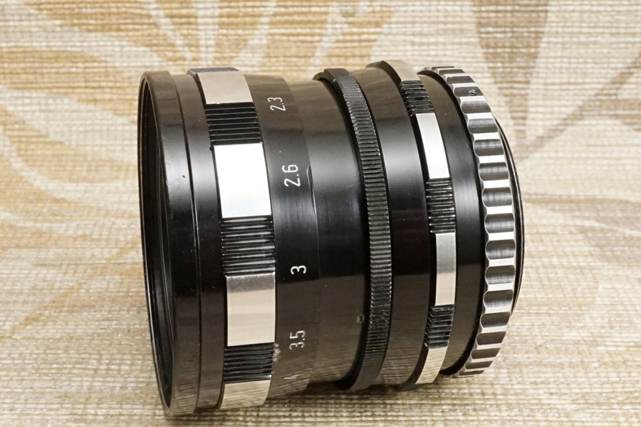 CORFIELD (コーフィールド)　旧西ドイツ製標準レンズ　LUMAX 50mm/f2.4 zebra（超美品/整備済）L39：低コントラストにつきジャンク扱い出品_距離環は全域に渡り完璧に均一なトルク感。