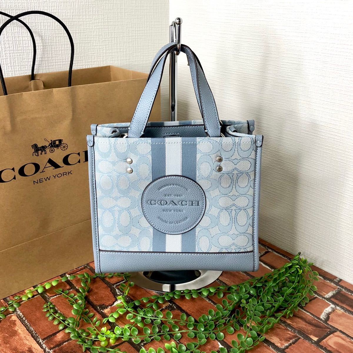 ≪新品≫COACH ハンドバッグ ショルダー 丸ロゴ 水色（小）-