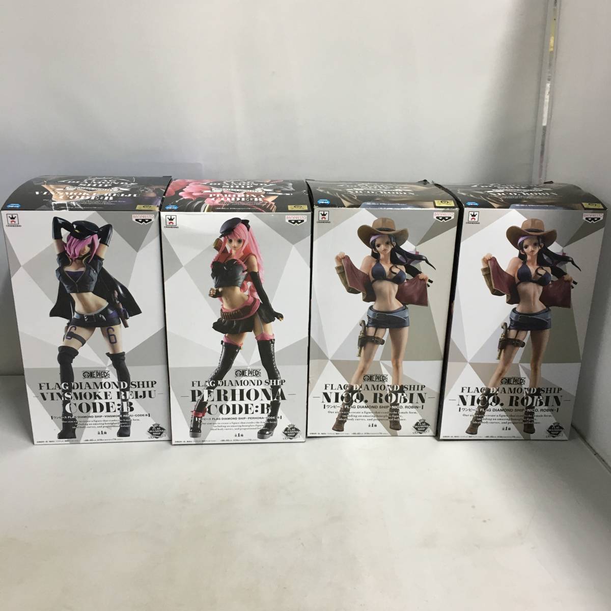 ワンピース ONE PIECE FLAG DIAMOND SHIP 4体セット ペローナ ニコ・ロビン ヴィンスモーク・レイジュ CODE B