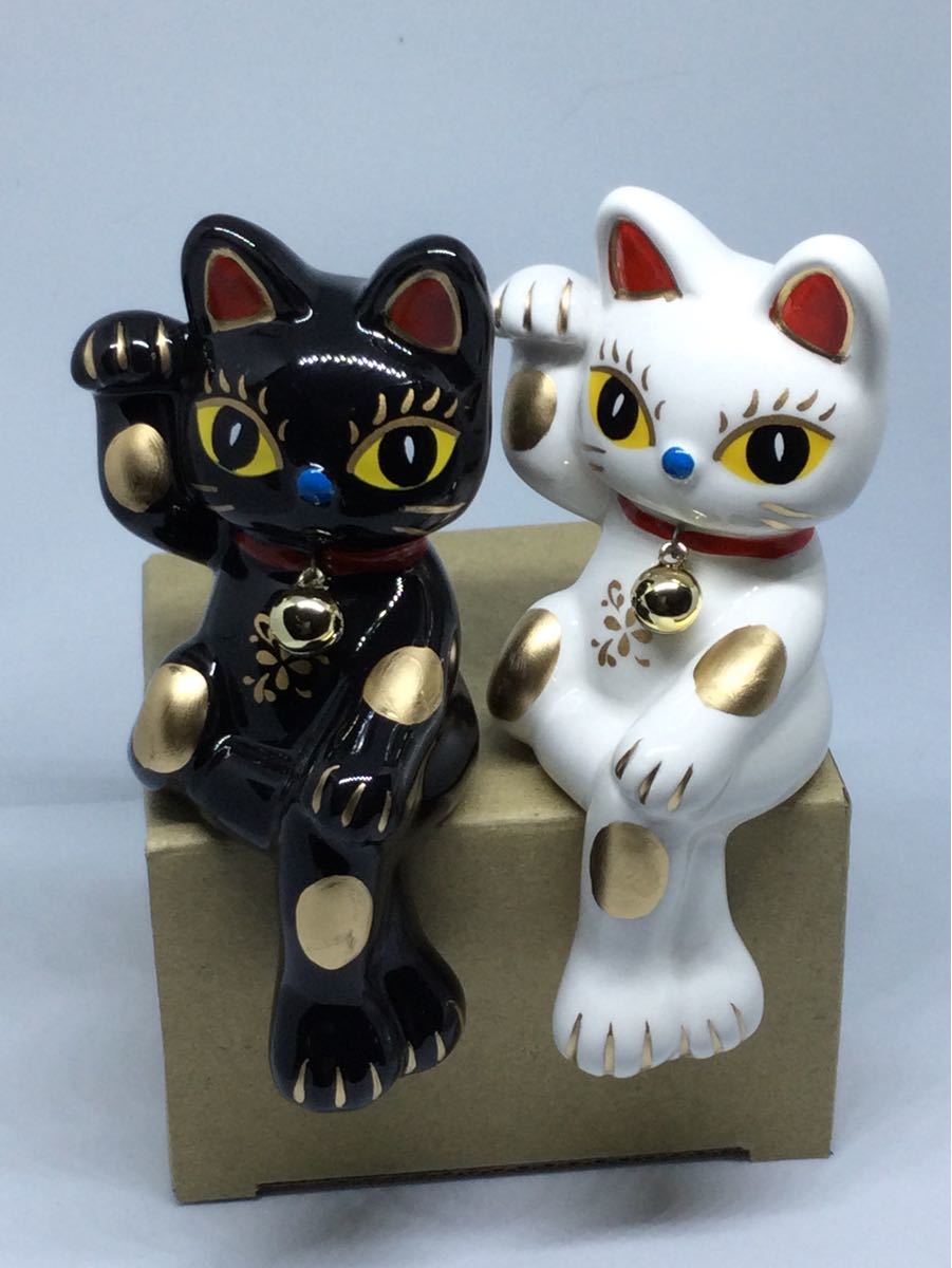 足組み招き猫 白猫・黒猫ペア|Yahoo!フリマ(旧PayPayフリマ) 足組み招き猫 白猫・黒猫ペア|Yahoo!フリマ(旧PayPayフリマ)