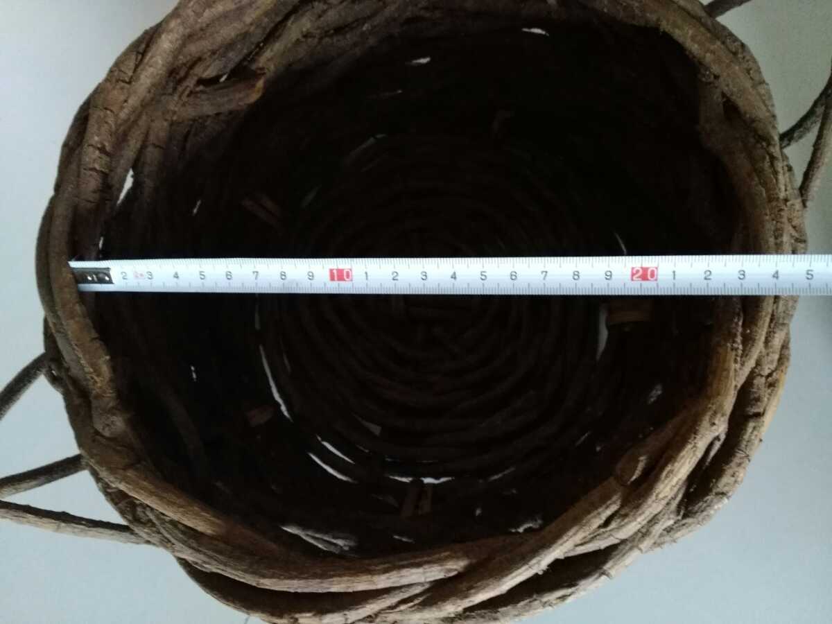 蔓かご 花籠 持ち手付き 天然素材 内口径約23cm 高さ約17cm　長期保管品　_画像7