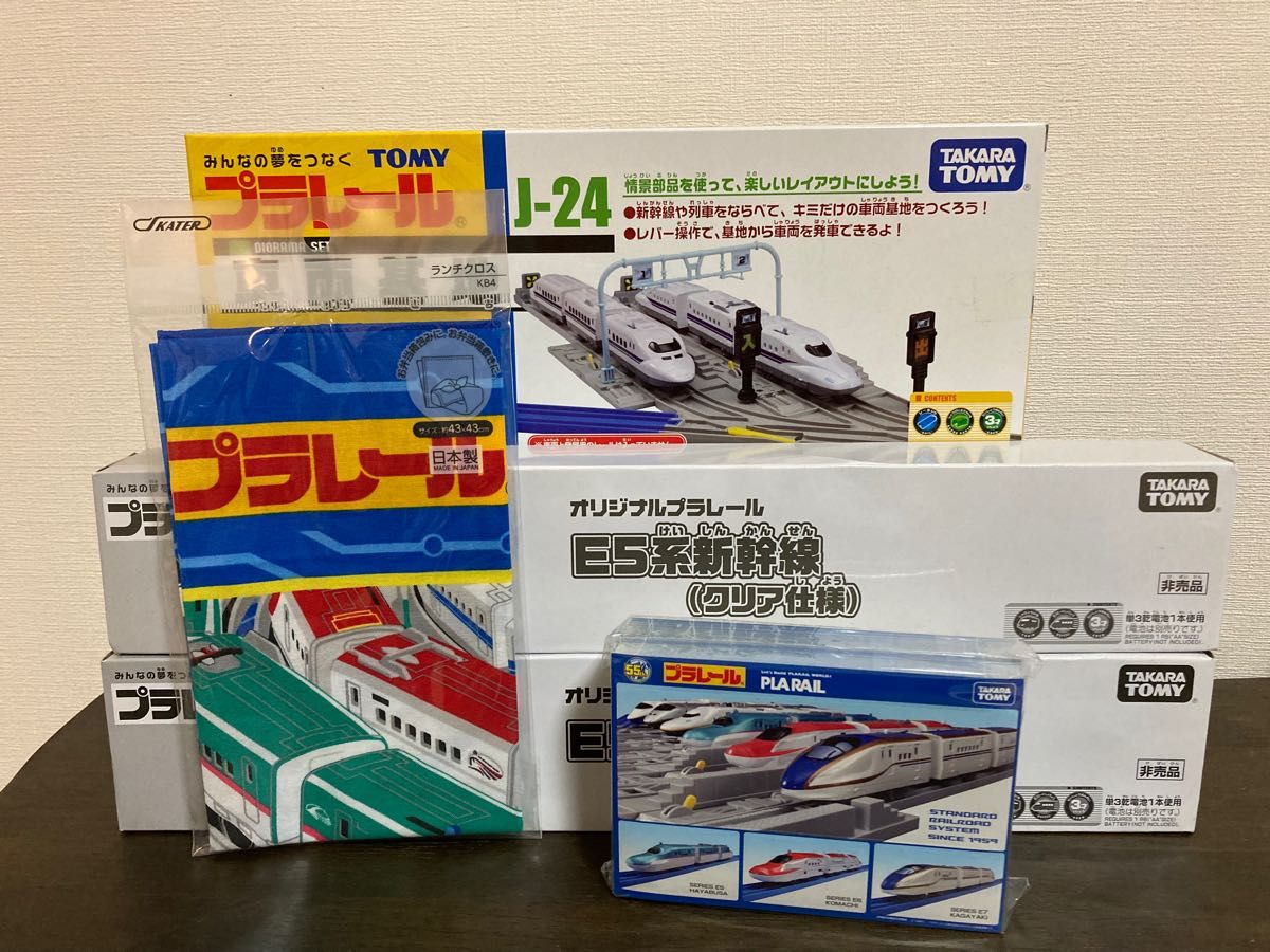 新品未開封 タカラトミー プラレール 車両基地Ｊ-24 E5系新幹線（クリア仕様） シール ランチクロスセット 非売品｜PayPayフリマ