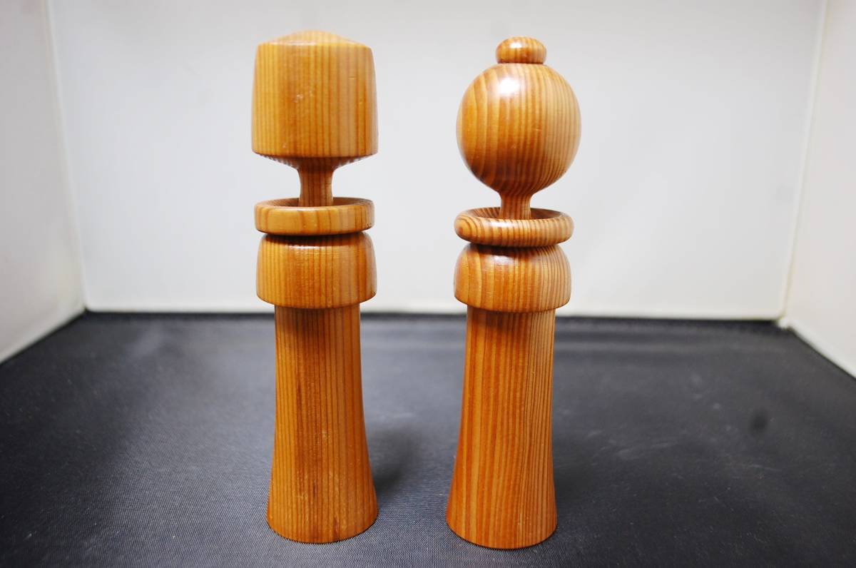 ☆て345○ペアのこけし○屋久杉こけし/工芸品/民芸品/創作こけし/木製