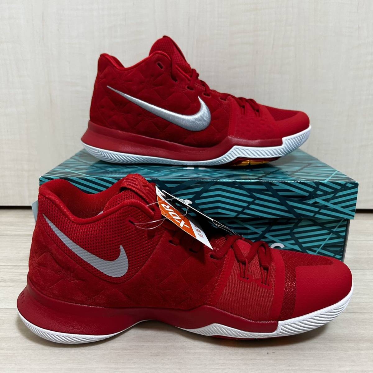 NIKE Kyrie 3 スエードUniversity Red ナイキ 未使用-