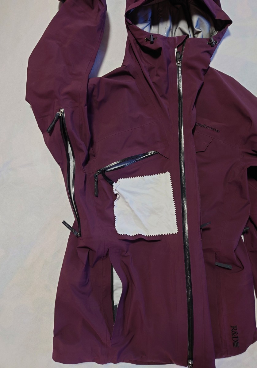 【PeakPerformance Heli Alpine Jacket】ピークパフォーマンス　ヘリ アルパインジャケット