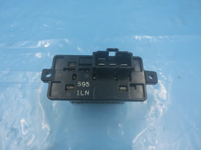 タント　 L375S 　ブロアモーター　レジスター　ファンモーター　ブロワモーター　88550-B2100　87138-B2010　純正　21266　伊T_画像8