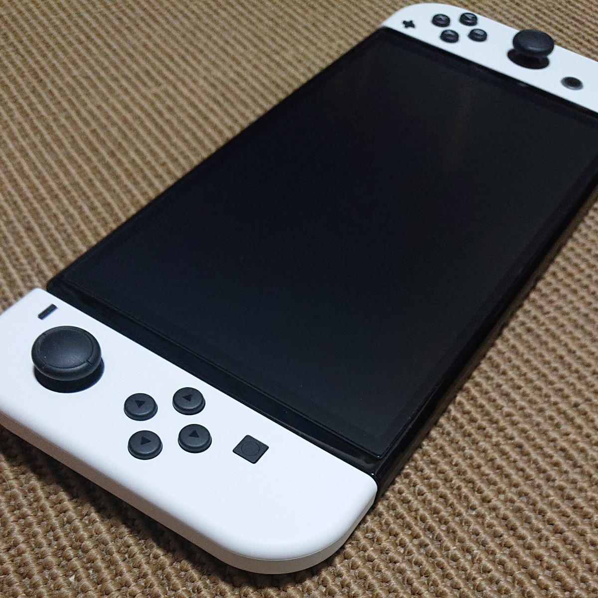Premium Line 任天堂Nintendo Switch 有機ELモデル128GのSD