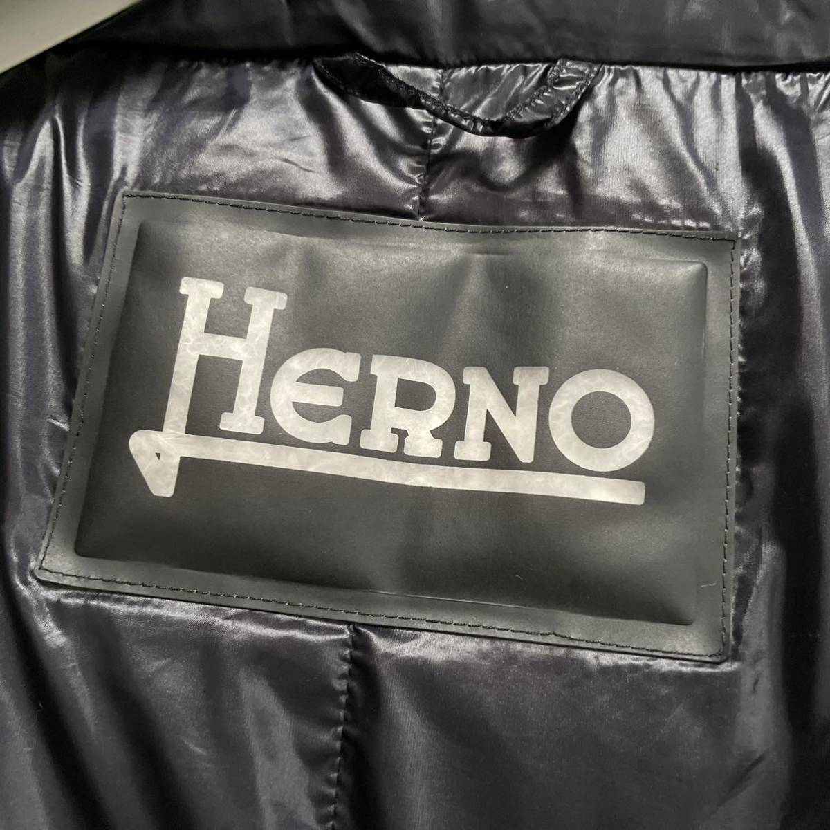 激安特価 【美品】HERNO ヘルノ 38 黒 ダウンコート スタンドカラー