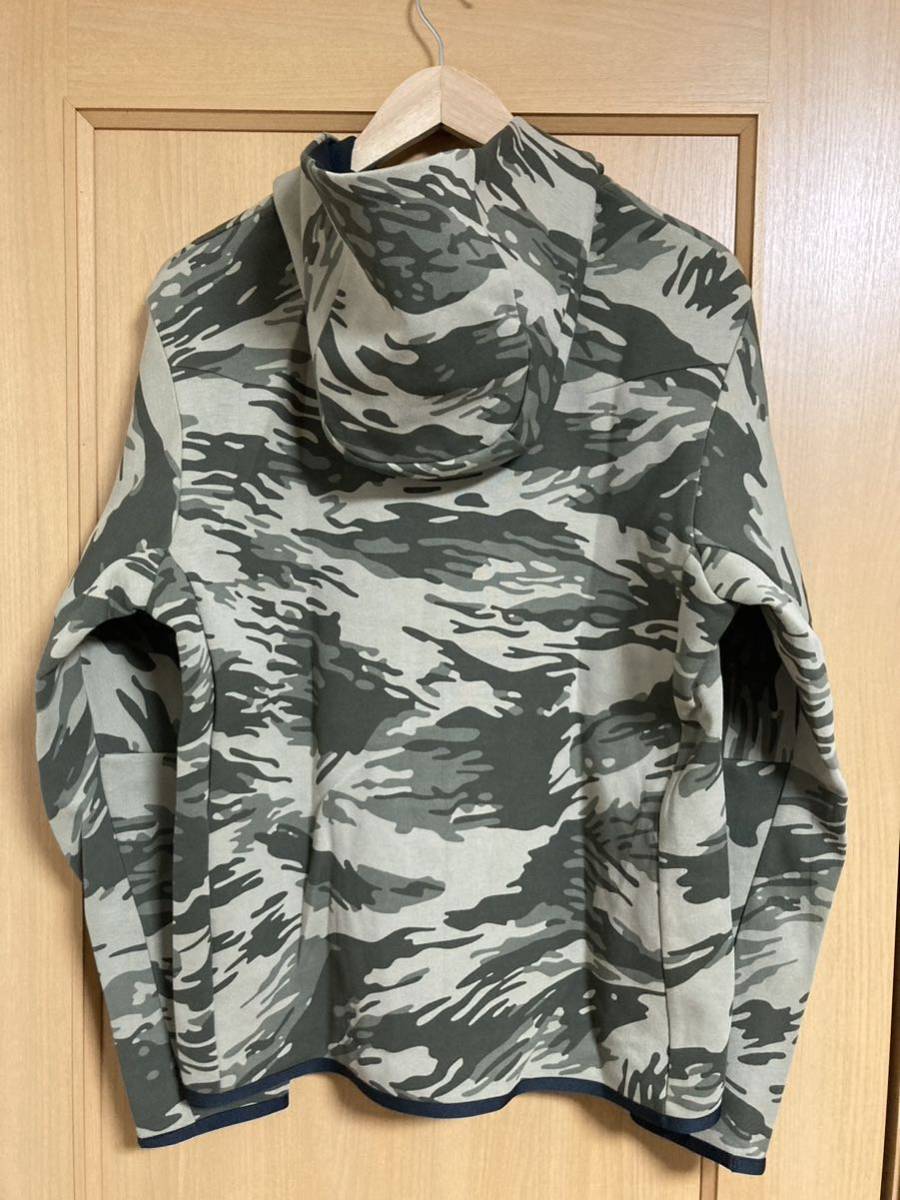 中古 NIKE TECH FLEECE セットアップ CU4492-342 CU4498-342 Mサイズ テックフリース カモフラ 迷彩 パーカー ジョガーパンツの画像3