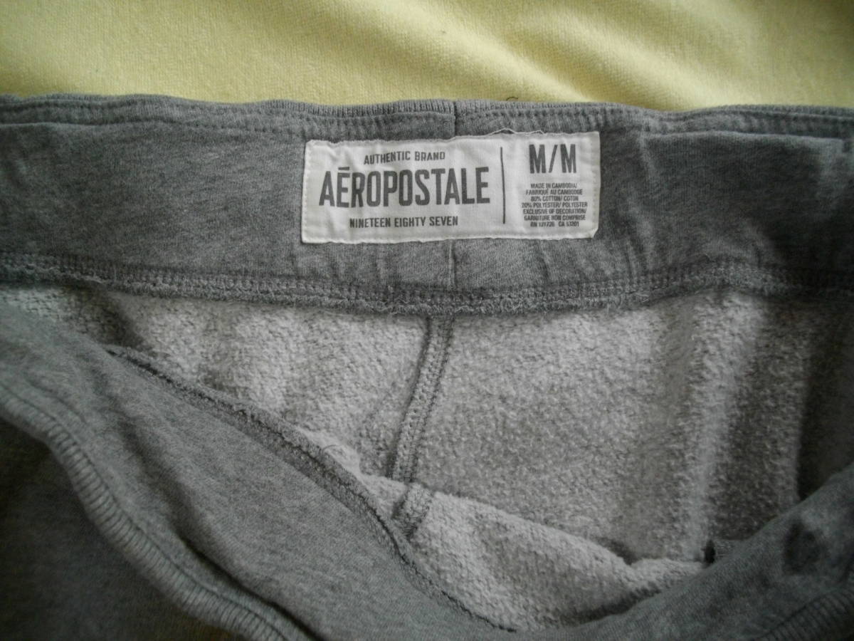 米国ブランド AEROPOSTALE エアロポステール スウェットパンツ 灰色 ビンテージ加工品 USサイズM/M 国内LL(XL)相当 縫い付けロゴ AERO-NY_画像3