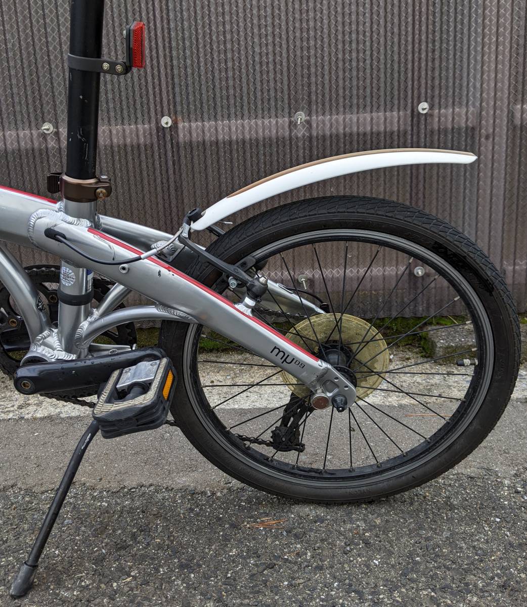 DAHON 折りたたみ自転車 MU D9 ミューD9 2019年モデル 折り畳み サイクリング 車体 クイックシルバー ミニベロ ダホン 人気シリーズ 名車_画像8