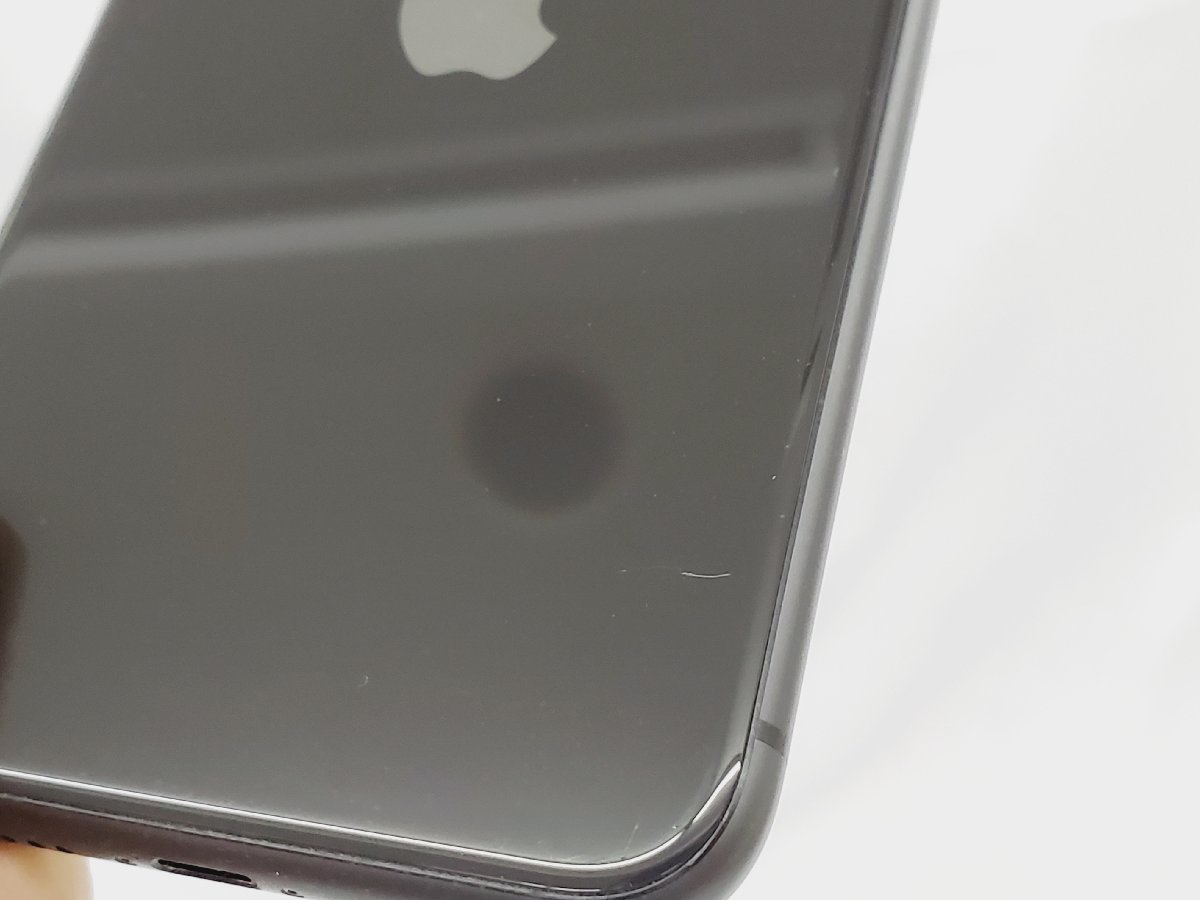 舗 iPhone11 64GB SoftBank MWLT2J ブラック ghanahomecare.com