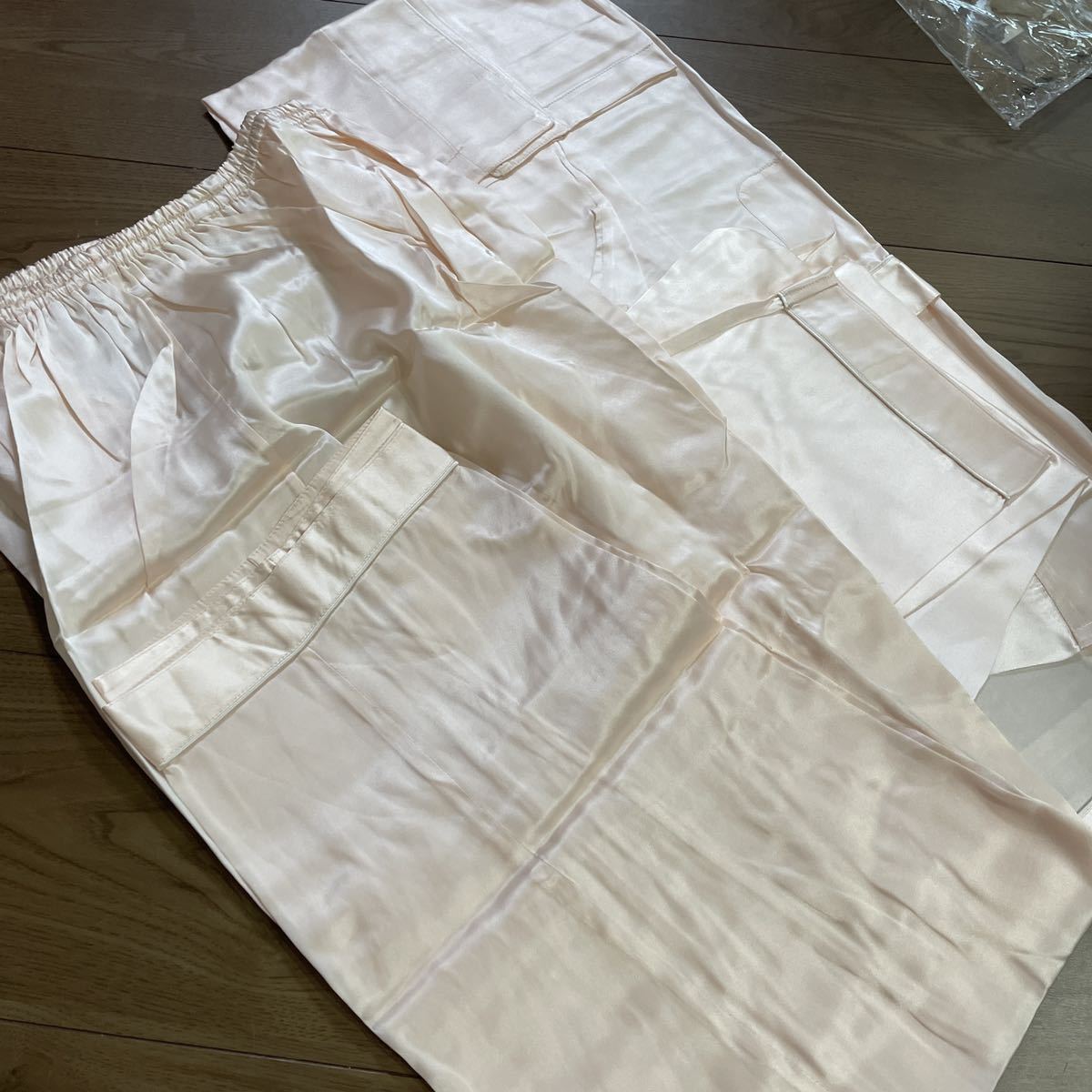 シルクバザール　シルク100%　パジャマ　ゆったり　長袖長ズボン　ピンク　レディース　高品質　美肌　快眠パジャマ_画像3