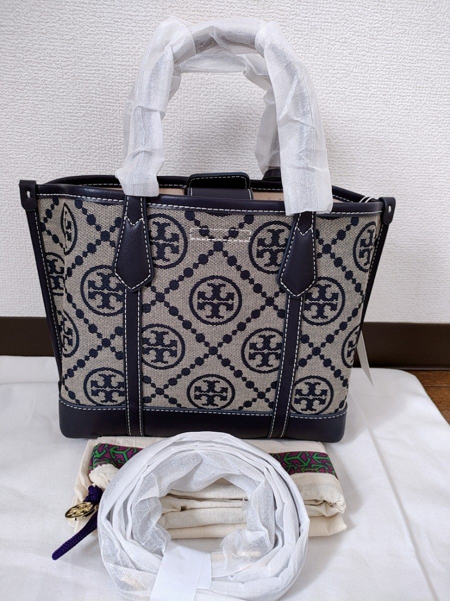 新品トリーバーチTモノグラム スモール トリプルメント 2WAY トートバッグ-