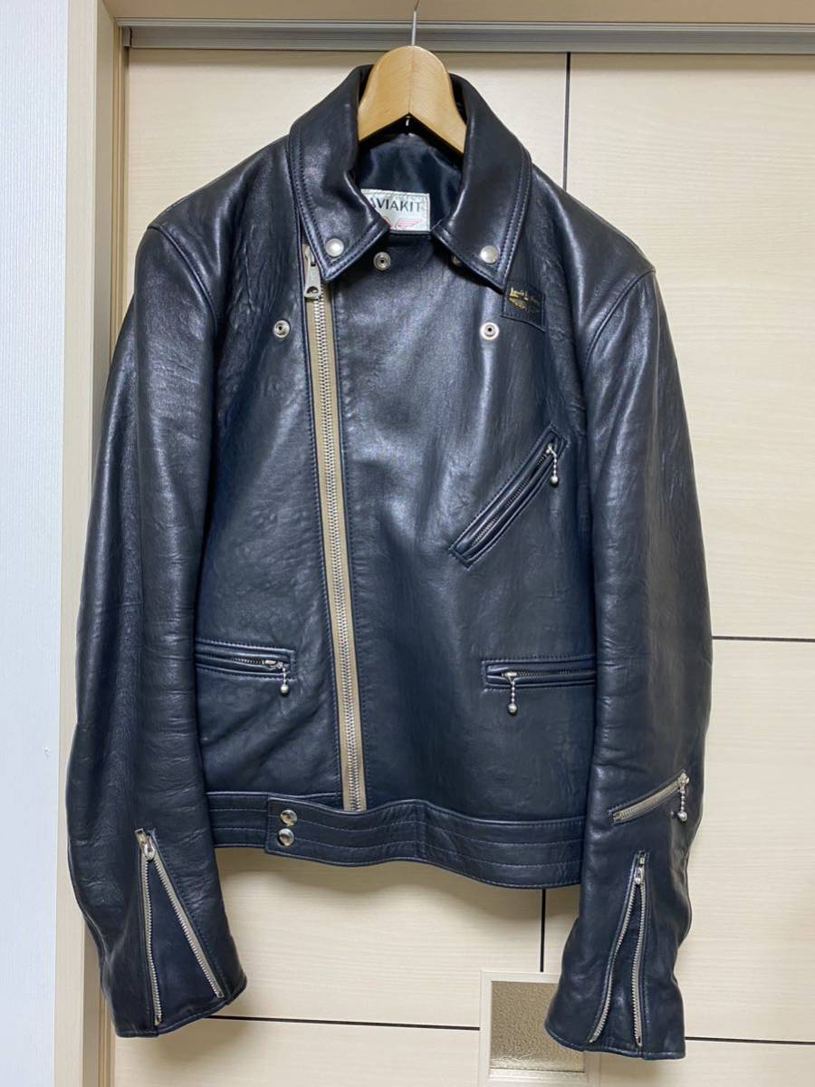 話題の行列 ルイスレザーサイクロン長方形スクエアパッチシープスキン