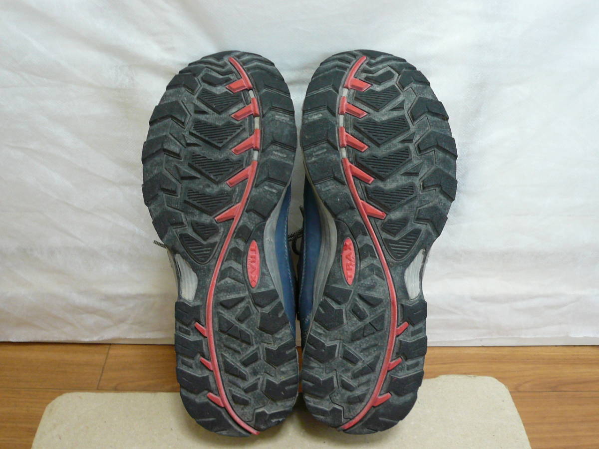 mont-bell モンベル トレッキングブーツ 24cm GORE-TEX トレッキングシューズ ゴアテックス TRAX