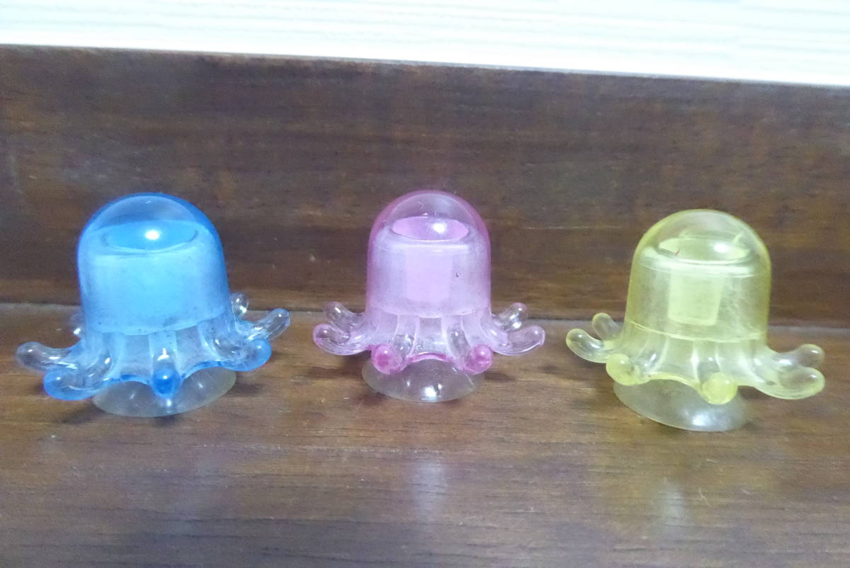  postage 120 jpy ~chibidako kun 3 piece (3 color ) ( stock ) Rex shiatsu pin Point massage rare lovely diameter :3.5cm.. type octopus 