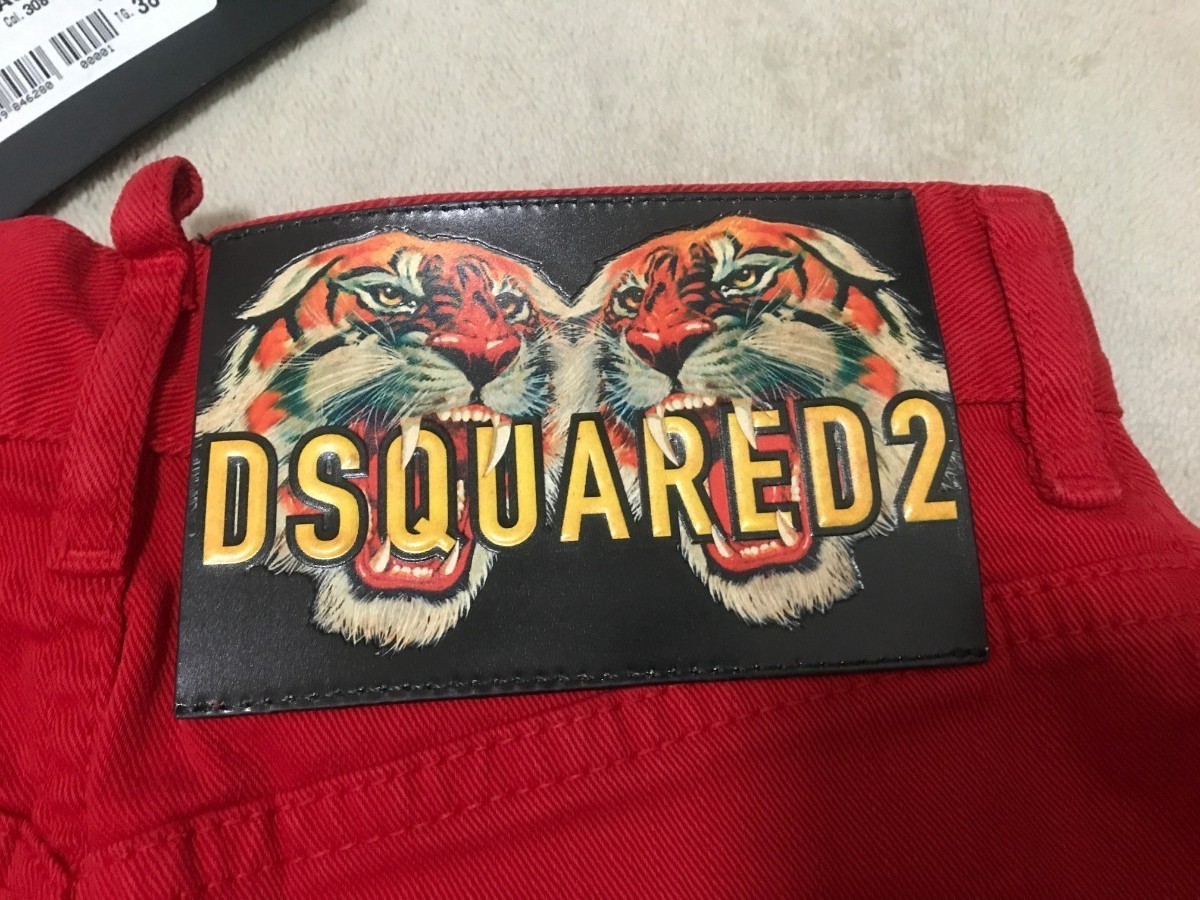 新品未使用タグ付　Dsquared2ダメージデニム ミニスカート