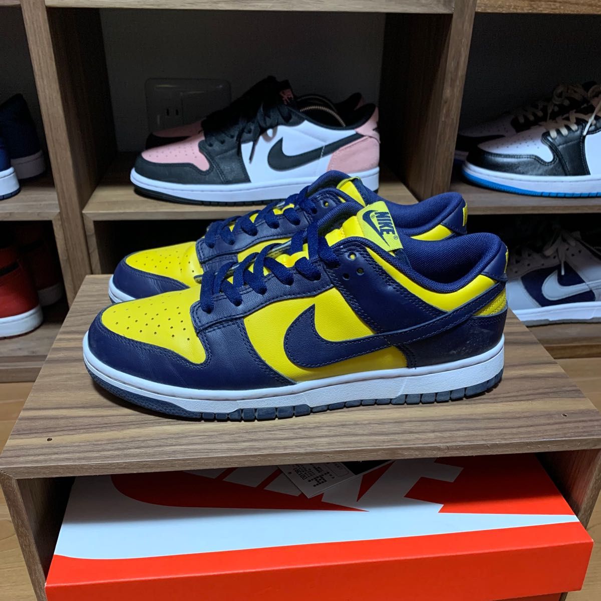 ナイキ ダンク ロー レトロ ミシガン NIKE DUNK LOW Michigan DD1391-700 紺黄