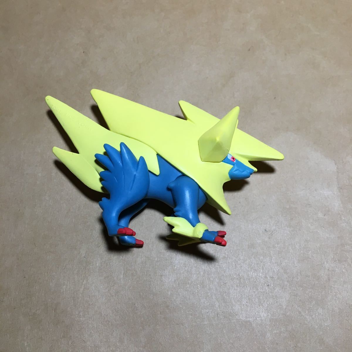 Yahoo!オークション - ポケモン メガライボルト モンコレ Yahoo!オークション - ポケモン メガライボルト モンコレ