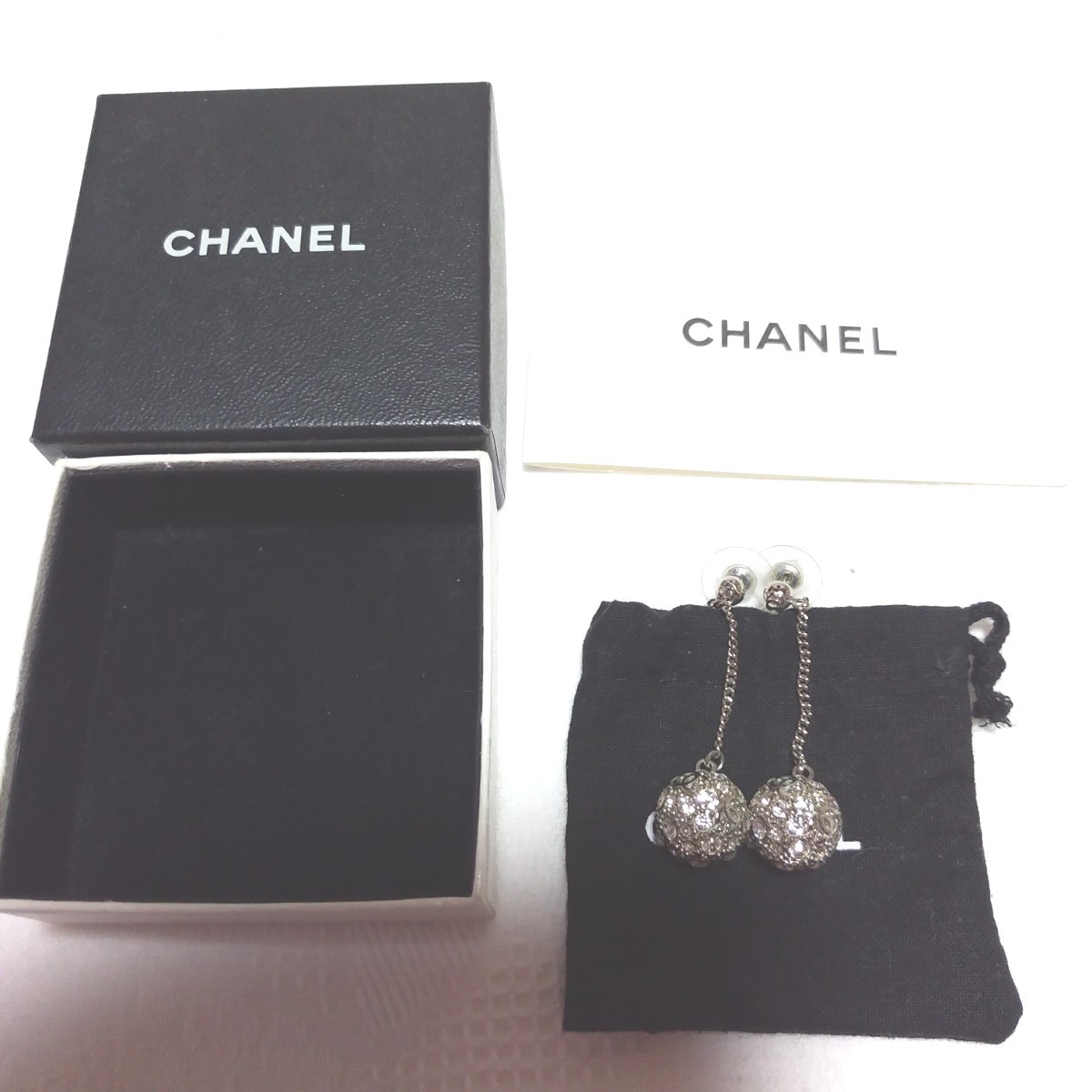  CHANEL　ミラーボールピアス