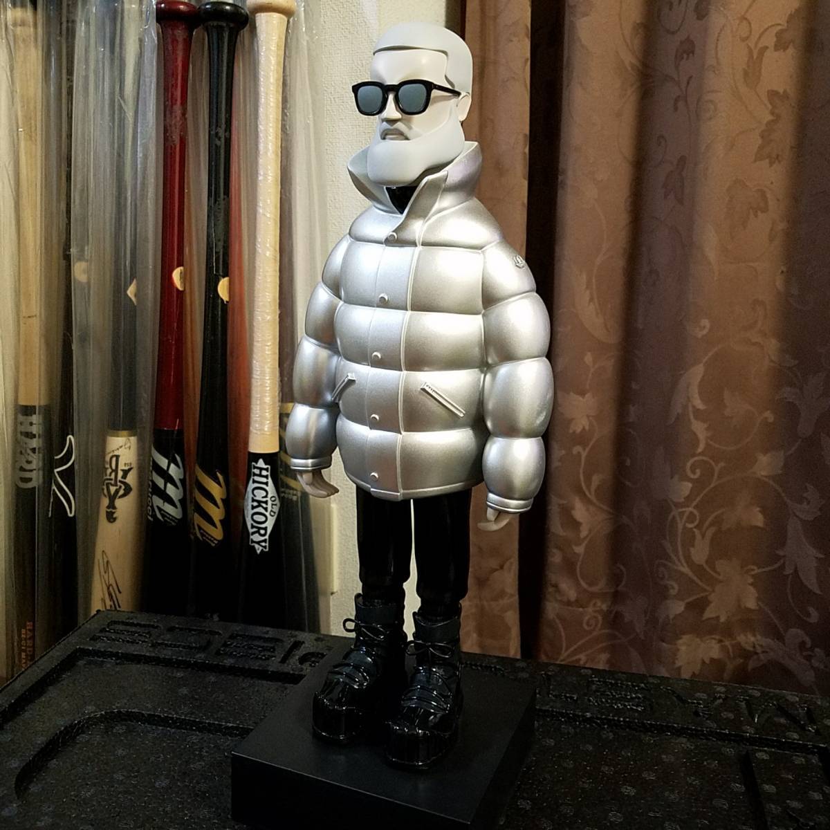 2017'' HONG KONG限定　Mr. Moncler　フィギュア 非売品_画像1