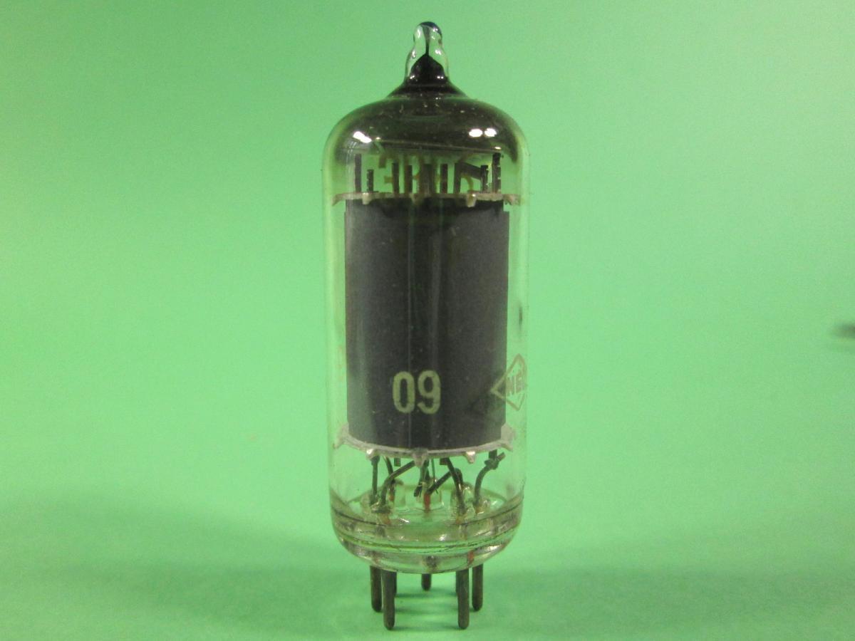  vacuum tube all sorts 3AV6,3AU6,3AL5,3BE6 total 5ps.@ postage included 