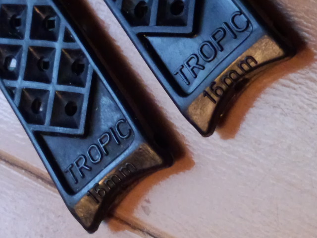 MOD DEP SWISS MADE トロピック Tropic 防水 黒 16mm ラバー