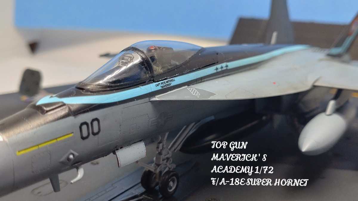 売れ筋がひ新作! マーベリック 1 18 海軍 F A-18C HORNET 塗装済