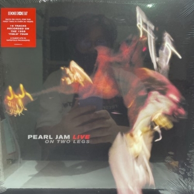 【コピス吉祥寺】PEARL JAM/LIVE ON TWO LEGS (12INCH TRANSLUCENT VINYL FOR RSD)(19439952191)_画像1