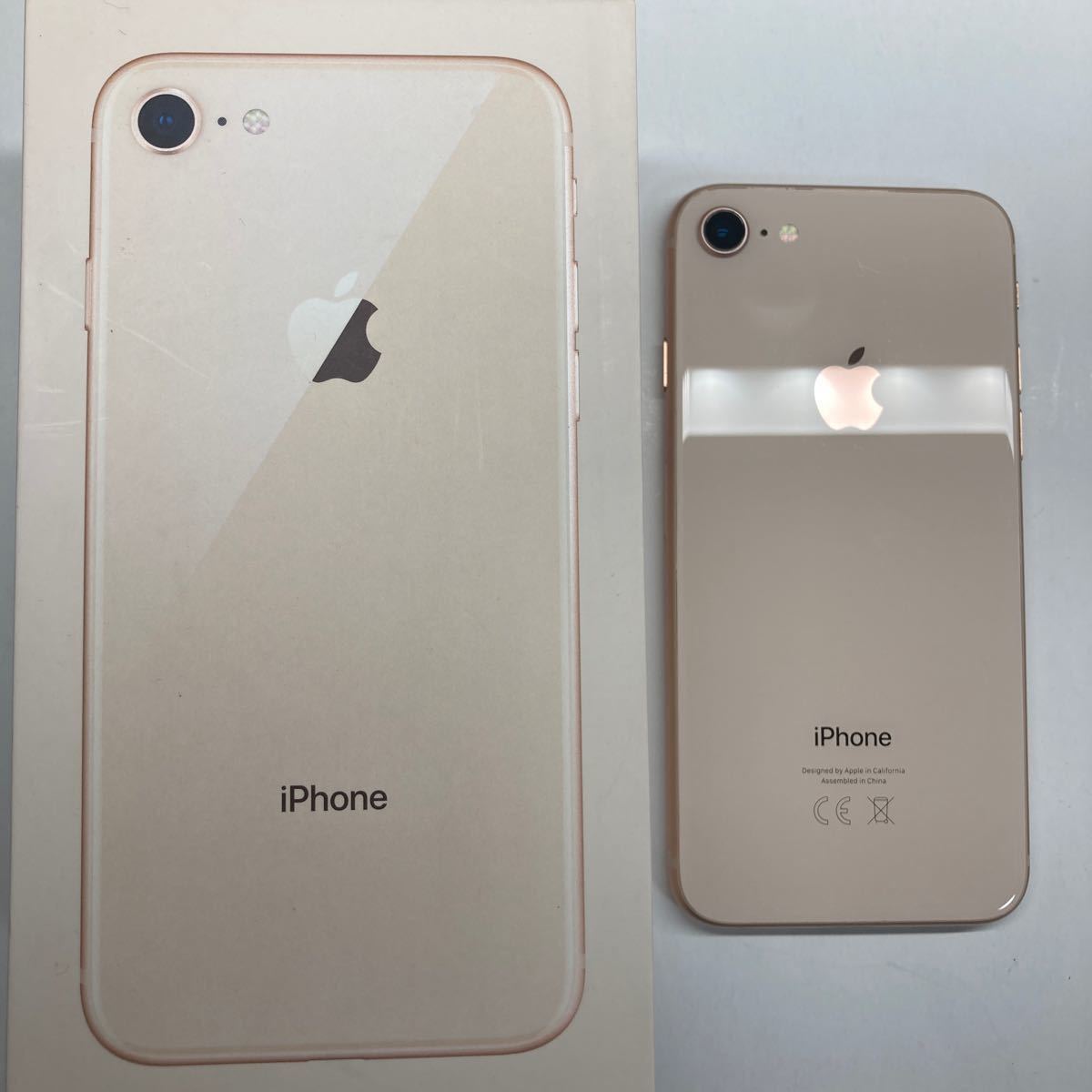 iPhone 8 256GB ゴールド　海外版　バッテリー最大容量90%